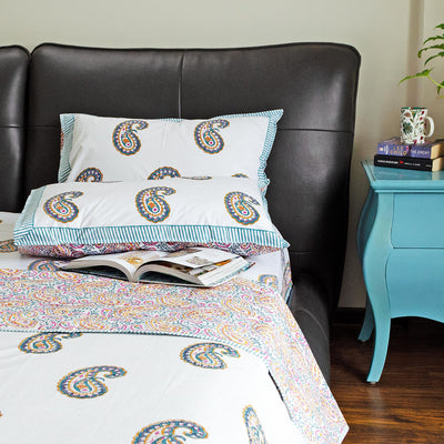 Paisley Buta Double Bed Bedsheet-Bedsheets-House of Ekam